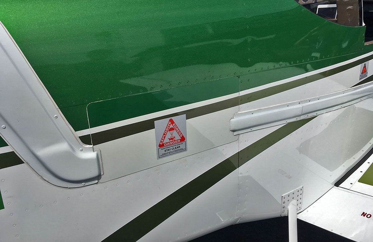 RV-7A with an aftermarket chute installation from BRS