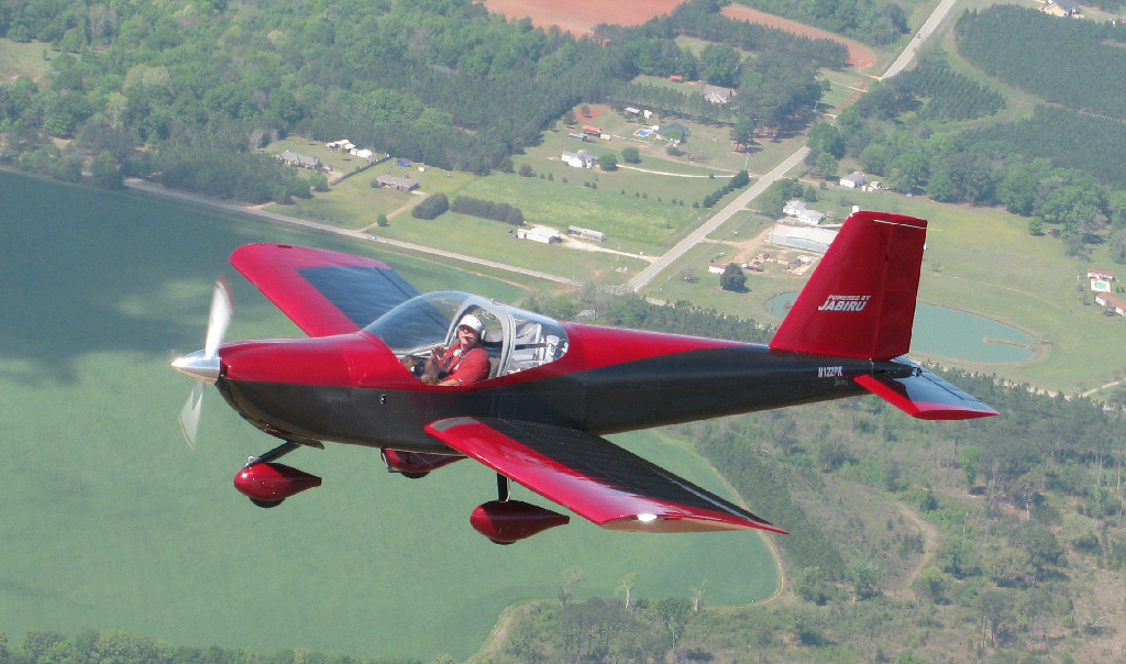 Pete Krotje flies his Jabiru 2200 powered RV-12.