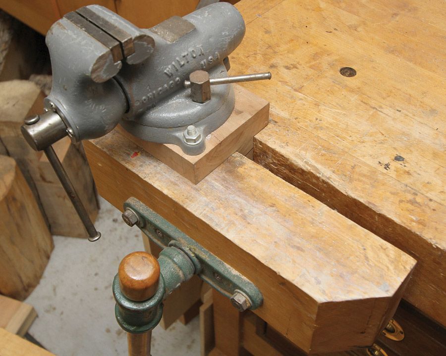 Small machinist deals vise