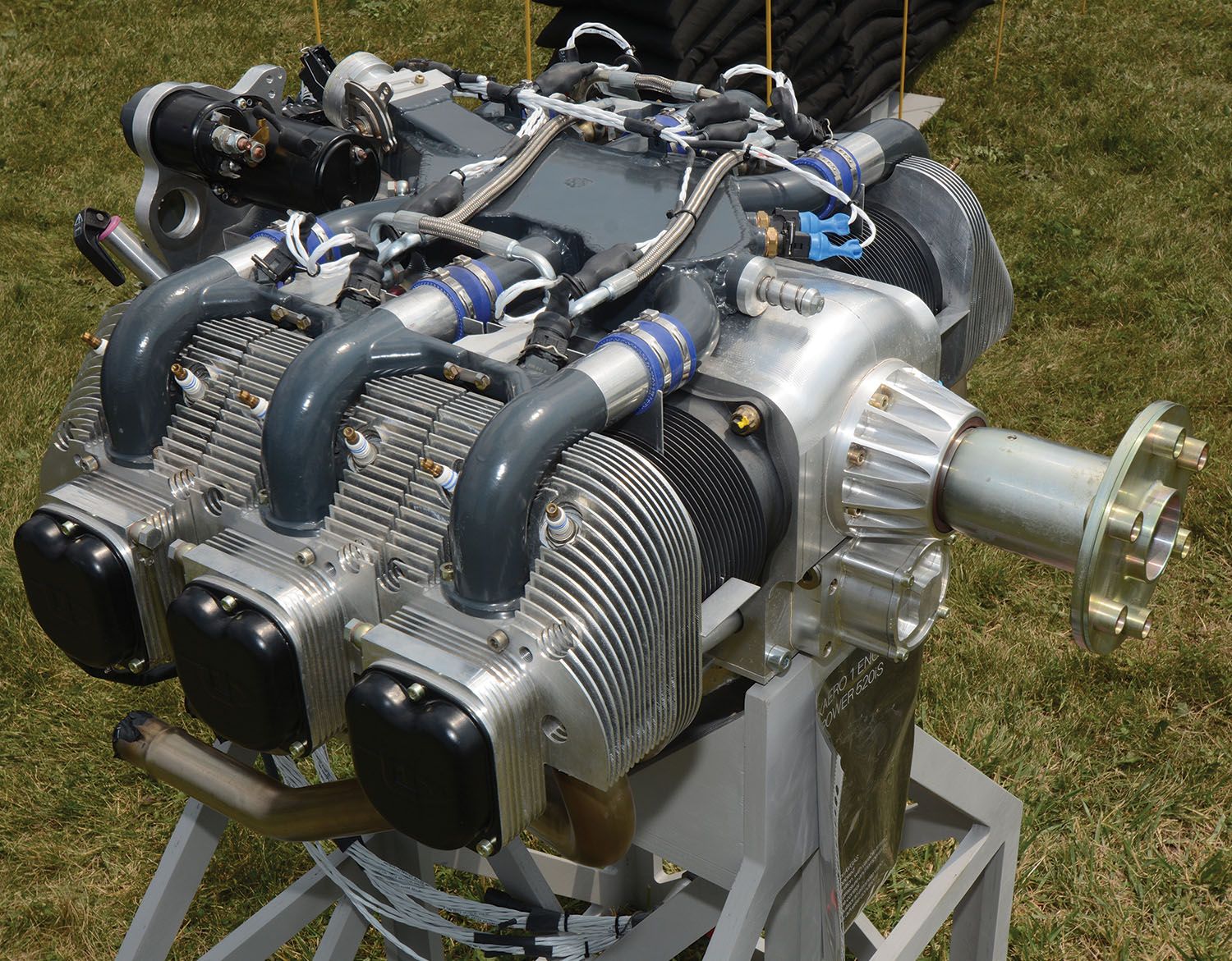 Двигатель ис. ULPOWER Aero engines. Двигатель Лайкоминг. Двигатели Лайкоминг на автомобильном бензине. Авиадвигатели Лайкоминг механический компрессор.