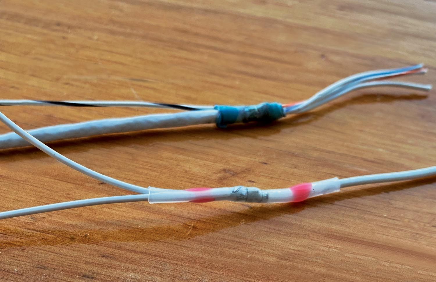 Mil-Spec Wire, 22 Gauge. Brown/Blue